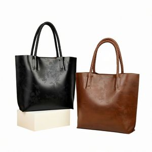 Nouveauté : Sac de plage en filet tressé en corde de coton, fait main au crochet, avec intérieur - Product Image 1