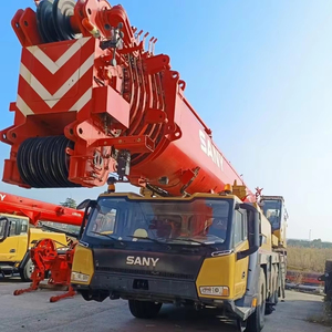 Grúa telescópica sobre camión Sany STC2200 de 220 toneladas en buen estado, rendimiento confiable para trabajos de infraestructura - Product Image 1