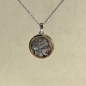 Collar de Cadena con Colgante de Moneda con Figura en Relieve, Chapado en Platino, Plata de Ley 925, Joyería Fina, para Mujer, Compromiso, Boda, Moderno - Product Image 4