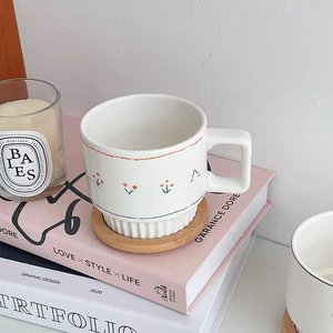 แก้วกาแฟเซรามิกดีไซน์ใหม่น่ารักลายเชอร์รี่ ปรับแต่งได้ เป็นมิตรกับสิ่งแวดล้อม ปลอดภัยสำหรับอาหาร ใช้กับไมโครเวฟและเครื่องล้างจานได้ - Product Image 4