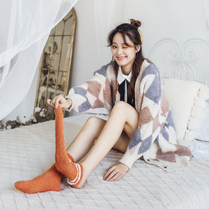 ถุงเท้ายาวปานกลางของผู้หญิงสำหรับฤดูใบไม้ร่วงและฤดูหนาว - Product Image 5
