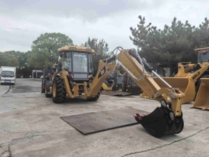 Retroexcavadora Usada 4 en 1 Caterpillar CAT 420F2, Excavadora 4x4, Retroexcavadora de Segunda Mano CAT 420 426 428 430 F2 - Product Image 4