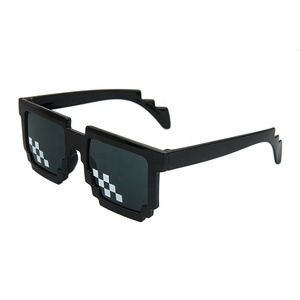 Gafas de sol con forma de píxel para hombre y mujer, anteojos de sol con diseño de Thug Life, de mosaico negro, a la moda, novedad - Product Image 2
