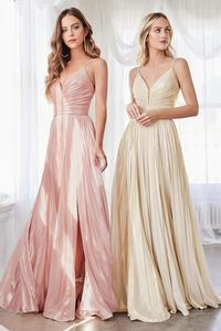 فستان جديد بدون أكمام بحمالات رفيعة وتصميم طويل على شكل حرف A مع طيات معدنية لامعة، فساتين سهرة وحفلات راقية - Product Image 6