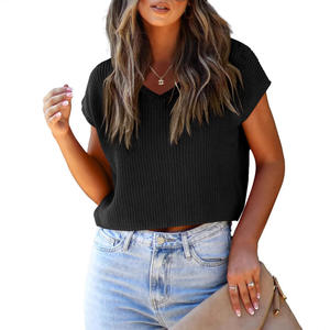 2025 nouveau été col en v polyvalent ample tricoté court femmes gilet pull haut - Product Image 4