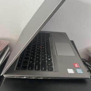 Ordinateur Portable <span class=keywords><strong>Lenovo</strong></span> <span class=keywords><strong>ThinkPad</strong></span> <span class=keywords><strong>E490</strong></span> d'Occasion, Processeur i5 8ème Génération, 8 Go de RAM, Disque SSD 256 Go, Reconditionné, à Bas Prix pour Usage Personnel et Professionnel - Product Image 4