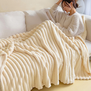 Chăn lông thỏ mềm mại và dày dặn cho mùa đông, chất liệu nhung san hô giả, chất liệu polyester, kiểu Raschel, dùng cho văn phòng - Product Image 2