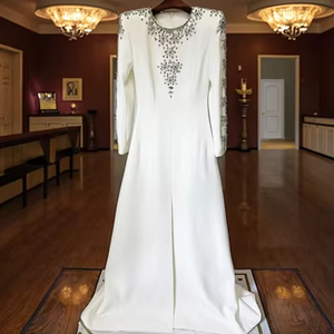 Qualité prêt navire hôtesse <span class=keywords><strong>robe</strong></span> 2025 star série heavy duty paillettes diamant ensemble avant fente courte traînant ourlet <span class=keywords><strong>longue</strong></span> <span class=keywords><strong>robe</strong></span> - Product Image 1