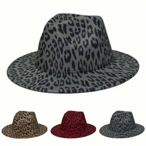 Sombreros de Fiesta y Viaje de Ala Ancha con Diseño de Leopardo y Guepardo, Estilo Trilby Unisex para Niños, con Base Roja - Product Image 4