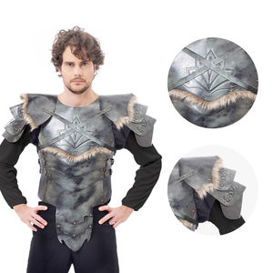 중세 행사용 퍼 트림 및 엠보싱 디테일이 있는 남성용 기사 갑옷 조끼 - Product Image 3