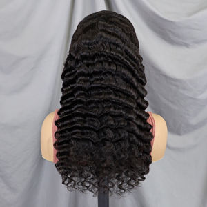 Perruques 200% Cheveux Humains 14-30 Pouces Noir Naturel Ondulé Profond Perruques Lace Front 13x4 Perruque Frontale Transparente en Dentelle - Product Image 5