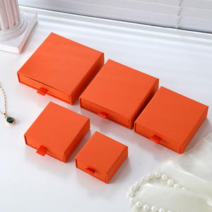 Caja de Joyería de Cartón Personalizada de 8x8x3 cm, Caja de Embalaje de Joyería Hecha a Mano, Caja de Regalo de Lujo para Collares, Anillos y Pendientes con Logotipo - Product Image 3