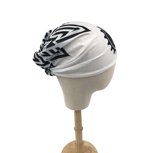 Pañuelo Tubular Promocional Personalizado con Impresión de Marca - Product Image 6