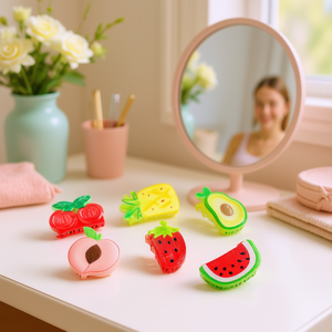 Pince à cheveux Angelina Fruit Claw Clip 8 cm en plastique pour femmes et filles, design coloré et cartoon - Product Image 2