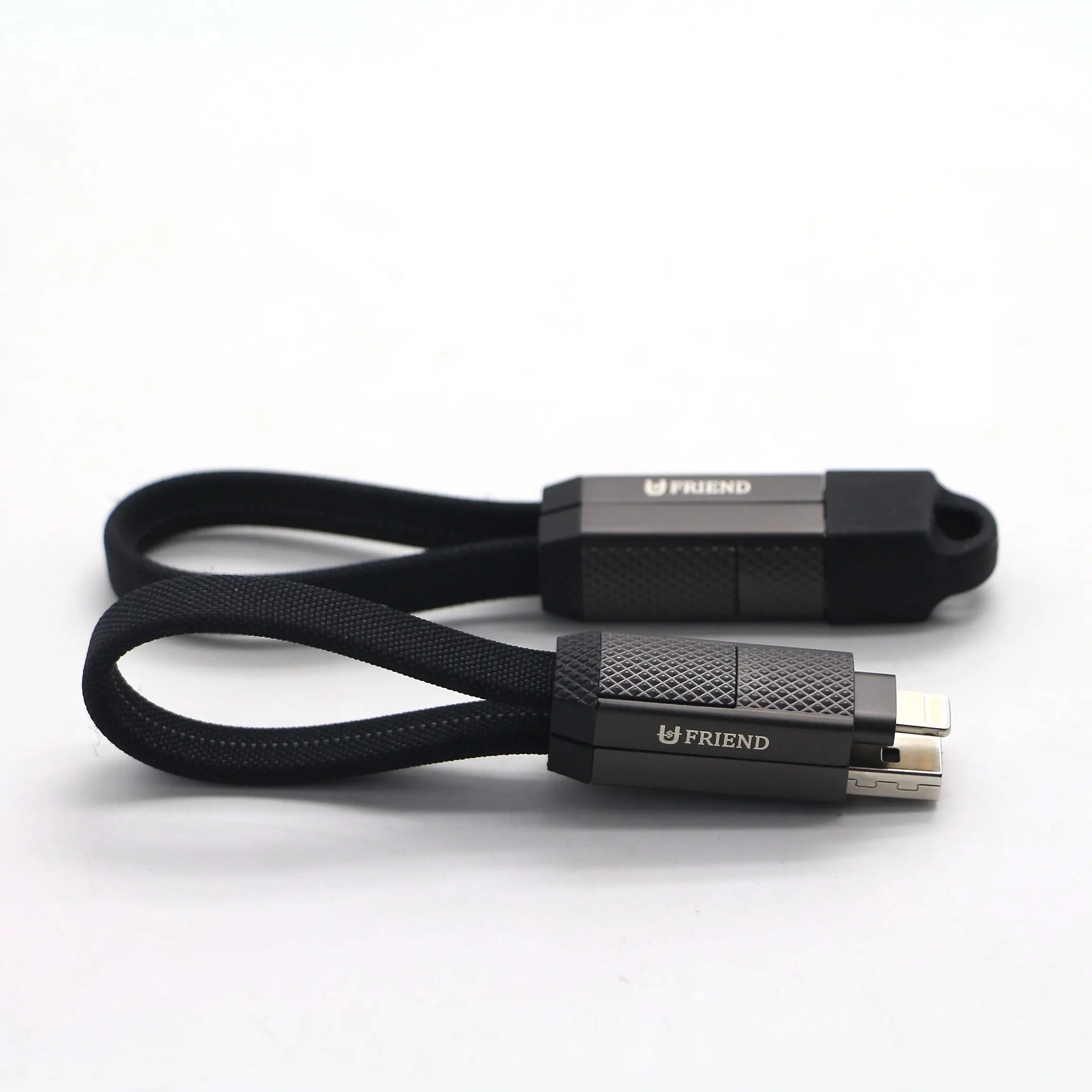 Conveniente cabo de carregamento rápido retrátil 4 em 1 de alta qualidade USB 2.0 para todos os telefones