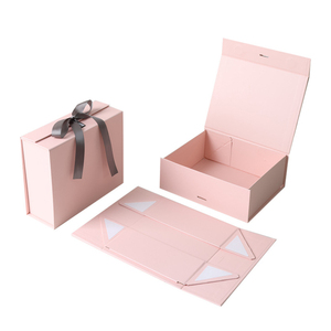 Boîtes d'expédition en carton pliables noires personnalisées de grande taille pour vêtements, avec laminage mat, fermeture magnétique, pour t-shirts, sous-vêtements, chaussettes - Product Image 6