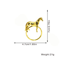 Vente en gros d'anneaux de serviette de cheval 3D en métal doré et argent pour décoration de table de carnaval