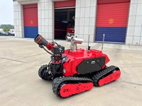 Robot Pemadam Kebakaran Guoxing RXR-MC100BGD dengan Pelat Baja Fleksibel, Keamanan Tinggi, dan Kontrol Jarak Jauh untuk Penanggulangan Kebakaran Darurat