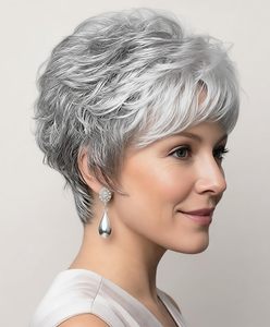 Perruques courtes grises pour femmes blanches, coupe pixie, perruques grises avec <span class=keywords><strong>frange</strong></span>, <span class=keywords><strong>cheveux</strong></span> synthétiques bouclés naturels, perruque courte mixte blanche - Product Image 1