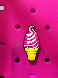 Ventes directes d'usine Designer personnalisé main femmes sac à dos bricolage Pvc chaussure fourre-tout Bogg sac accessoires breloques - Product Image 6