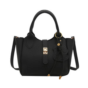 Nuevo Bolso de Mano Clásico de Moda en Color Sólido, Bolso Bandolera con Cadena Decorativa, Cierre de Cremallera, Forro de Poliéster - Product Image 6