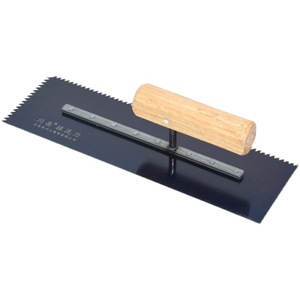 Truelle professionnelle en acier au manganèse YTN-TOOL-003 pour peinture de sol époxy autolissante, bord dentelé, manche en bois, vente directe usine - Product Image 1