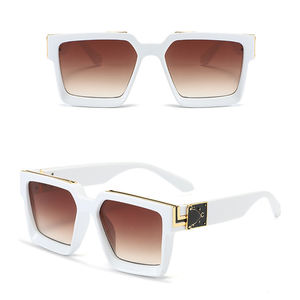 새로운 워터마크 블랙 럭셔리 UV400 블랙 패션 금속 여성 선글라스 <span class=keywords><strong>2025</strong></span> - Product Image 3