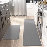 Lot de 2 tapis de cuisine modernes en PVC tressé anti-fatigue et tapis de sol confortables et amortis, antidérapants et adaptés aux animaux domestiques