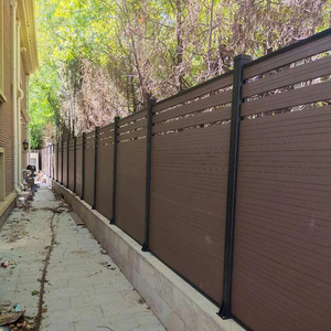 Clôture en WPC robuste avec cadre renforcé anti-déformation, grandes planches de clôture à piquets pointus pour villa et jardin - Product Image 4