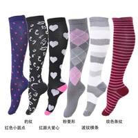 Chaussettes de compression athlétiques pour hommes, femmes et garçons, 15-20 mmHg, pour varices, infirmières, Noël, course à pied, sport, chaussettes hautes jusqu'au genou