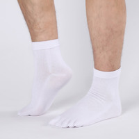 Chaussettes chaudes d'automne et d'hiver pour hommes et femmes unisexes avec cinq doigts en polyester et coton multicolore
