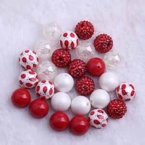 AM-<span class=keywords><strong>031</strong></span> 100 Stück Packung Rot Weiß Farbe Bunt Custom Chunky Large Mix Acryl Perlen für Kinder Mädchen Schmuck herstellung 20mm - Product Image 2