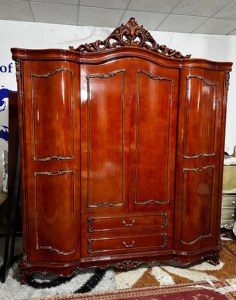 Armario de Dormitorio Grande de Madera Maciza de Estilo Europeo y Francés, con Cuatro Puertas, 2 Cajones y 6 Estantes, Puertas con Bisagras - Product Image 4