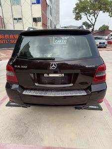Mercedes-Benz GLK300 4MATIC 3.0L V6 Essence 2011, SUV <span class=keywords><strong>de</strong></span> Luxe d'Occasion, Automatique, 5 Places, Conduite à Gauche, Voiture d'Occasion à l'Exportation - Product Image 5