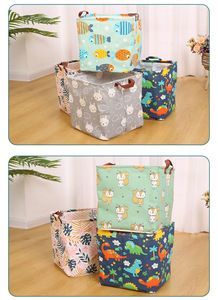 Cesto portaoggetti rettangolare in tessuto con manici, design pieghevole, motivo fragola, cesto regalo per libri - Product Image 6