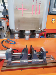 Fresatura e maschiatura pneumatica a tre assi CNC ad alte prestazioni per ricambi Auto - Product Image 2