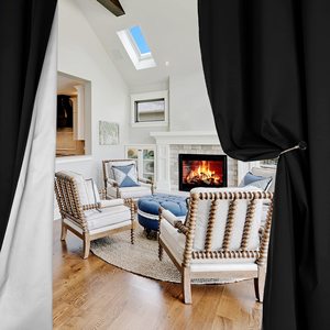 Rideaux thermiques insonorisés noirs de salon de 95 pouces avec le rideau noir enduit d'argent pour Windows - Product Image 3