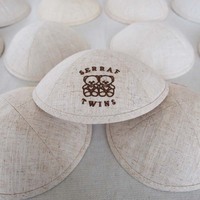 Top Kipot bordado personalizado Lino Kippah judío Ahava personalizar Kippot para boda Bat Mitzvah Bar Mitzvah Judaica regalo Yarmulke