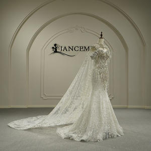 Robes de mariée de luxe GT26050 en cristal, à manches longues, avec appliques modernes, robes de bal ornées de strass et de perles, robes de soirée ajustées - Product Image 4