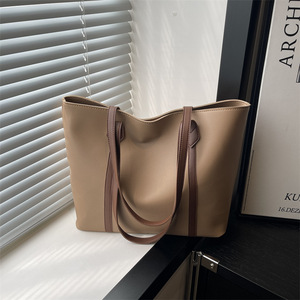 Sac fourre-tout rétro simple à bandoulière grande capacité couleur unie style coréen pour femme, nouvelle collection automne 2025 - Product Image 1