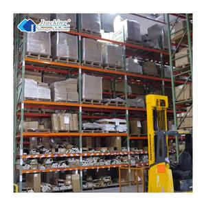 מערכת מדפים לאחסון משטחים כבדים, תקן אמריקאי, של חברת Jracking, לתעשיית הלוגיסטיקה - Product Image 4
