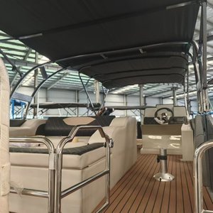 Mini Yacht Flottant de Luxe <span class=keywords><strong>en</strong></span> Aluminium 3-6m, Petit <span class=keywords><strong>Bateau</strong></span> Ponton avec Moteur Hors-Bord, Remorque Optionnelle pour Pêche Sportive à Vendre - Product Image 3