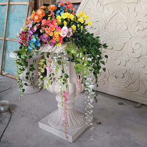 Pots <span class=keywords><strong>de</strong></span> fleurs en matériau <span class=keywords><strong>de</strong></span> pierre <span class=keywords><strong>de</strong></span> grès en plastique renforcé <span class=keywords><strong>de</strong></span> fibre <span class=keywords><strong>de</strong></span> <span class=keywords><strong>verre</strong></span> X28, fabrication directe d'usine, <span class=keywords><strong>plateau</strong></span> à fleurs <span class=keywords><strong>pour</strong></span> aménagement paysager - Product Image 1