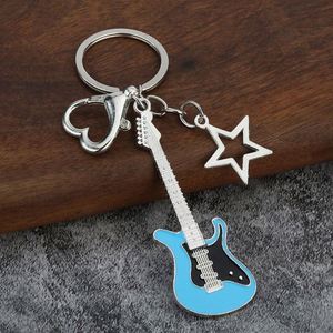 Llavero de guitarra de alta calidad en oferta, regalo creativo Y2K, colgante de estrella con botón de amor y deseo. - Product Image 2