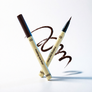 เมคกิ้นอายไลเนอร์ 02 เบิร์นท์ บราวน์ สูตรเคบิวตี้ สำหรับทุกสภาพผิว - Product Image 1