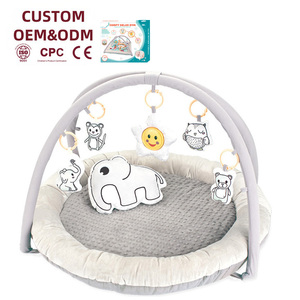 Tapete de Juego Educativo Temprano para Bebés con Juguetes Colgantes, Tapete de Gateo Suave con Música, Gimnasio de Actividades para Bebés - Product Image 1