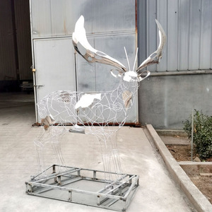 Escultura de Ciervo Hueco Jiahua de Acero Inoxidable para Jardín, Figura de Animal para Montar en el Suelo, Decoración Navideña Hecha a Mano - Product Image 1