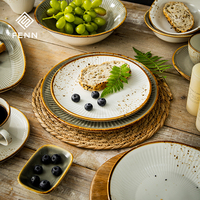 Ensemble d'Assiettes en Porcelaine FENN Mouchetées avec Bord Doré – Vaisselle en Céramique pour Restaurant, Hôtel, Banquet et Événement