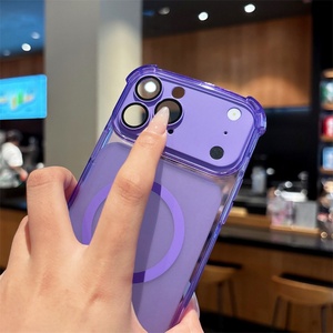 Funda Magnética 2 en 1 con Panel Trasero Mate para iPhone 17 14 15 16 Pro Max con Tapa de Lente Desmontable y Protección Antigolpes - Product Image 4