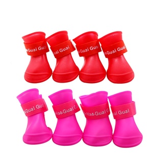 Stivali da Pioggia per Cani Ecologici Carini Impermeabili in PVC Gomma con Cinturino Elastico Suola Antiscivolo per Passeggiate all'Aperto 8 Colori - Product Image 3